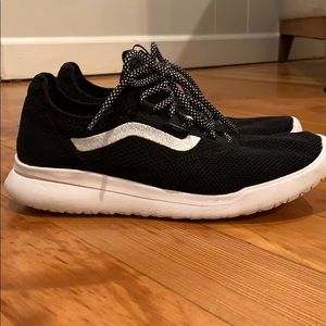 Vans Cerus Lite Women’s Sneaker